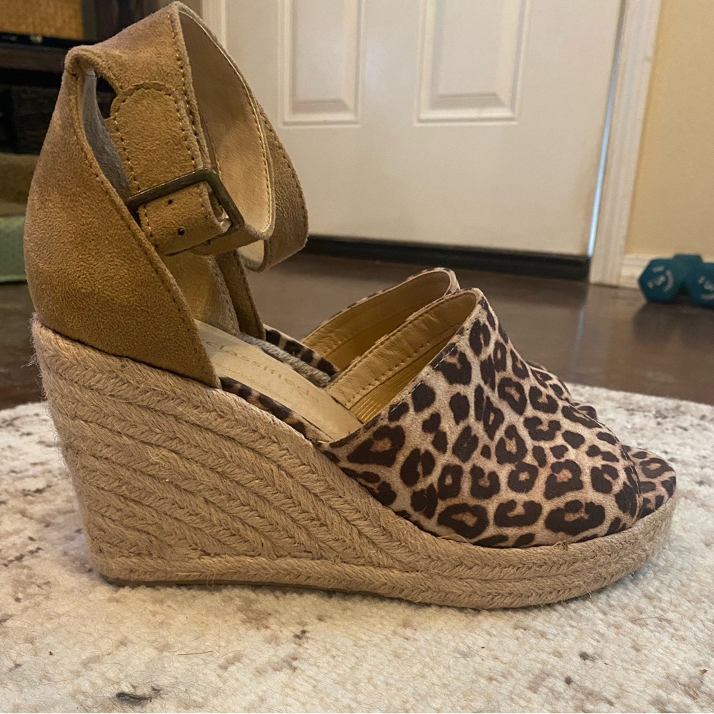 Leopard and tan suede wedges, size 7. Rope/hemp sole. Like new.